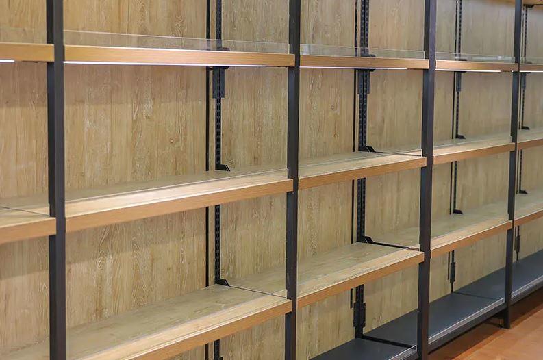What are the maintenance tips for supermarket shelves?
